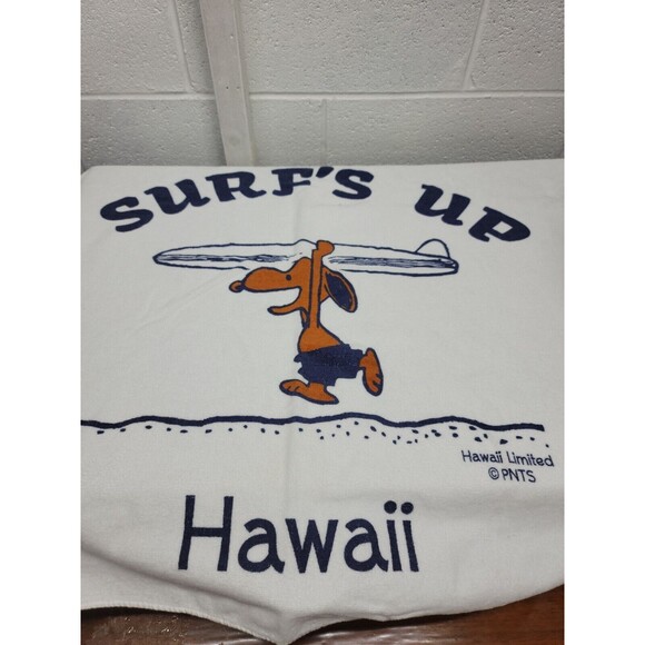 Peanuts | Bath | Surfs Up Tanned Snoopy Towel Hawaii Ltd